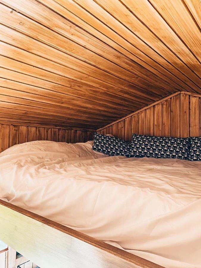 Отель Joly Tiny House Оверейсе Экстерьер фото